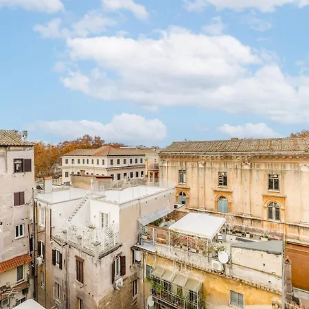 Il Palazzetto Di Via Della Frezza Appartamento